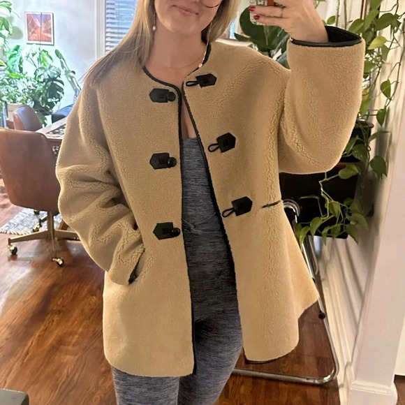 NWT Rebecca Minkoff Fuzzy Shearling Toggle Button Jacket Size XL. - Picture 9 of 12